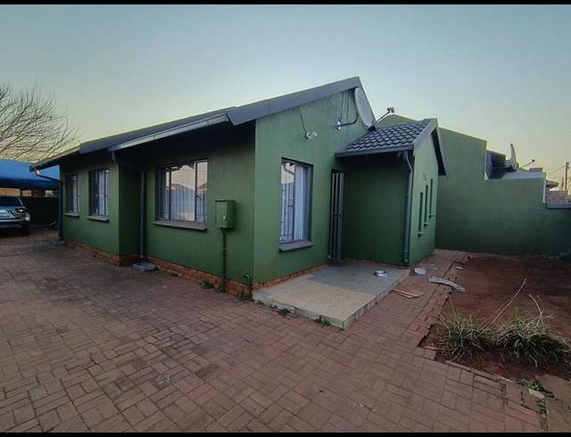 3 BEDROOM HOUSE FOR SALE IN SOSHANGUVE XX